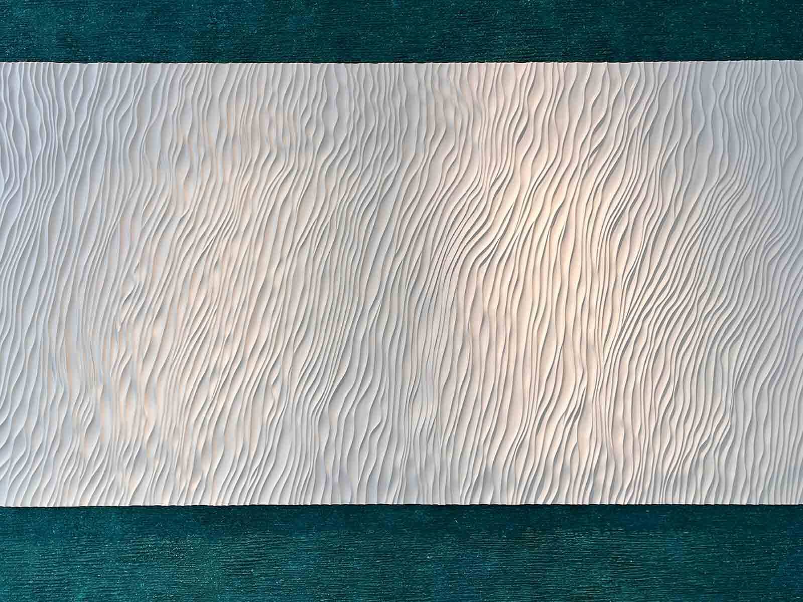 Handcarved organic design bas-relief | DESIGN: DKT Artworks | PHOTO: © DKT Artworks