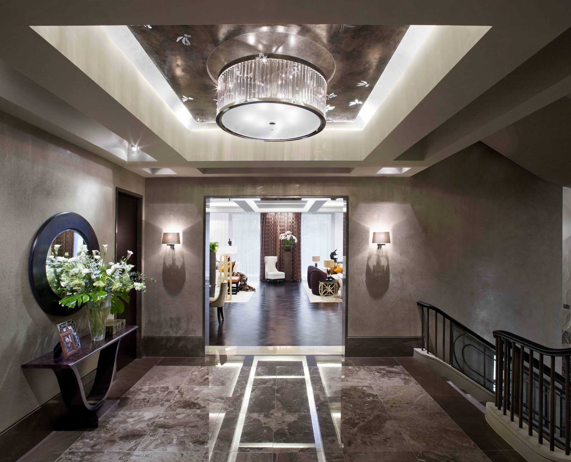 Pitted decorative plaster finish, private residence, London. | DESIGN: SHH/Rene Dekker | PHOTO: © James Silverman